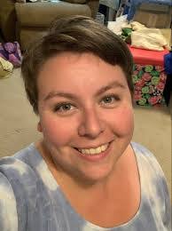 Devon Royer's Instagram, Twitter & Facebook