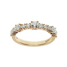 A diamond for every star in the sky. Anello In Oro Giallo Con Diamanti Scintille Montesanto