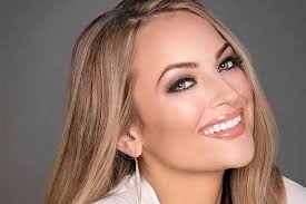 Mariah Davis Is Crowned Miss Oklahoma Usa 2020 As She Became The Official Delegate Of Oklahoma In Miss Usa 2020 Inf In 2020 Miss Oklahoma Miss Oklahoma Usa Miss Usa