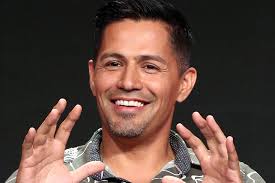 — season 3 episode 1: The Magnum P I Cast Wants To Make This Reboot As Militarily Accurate As Possible Decider