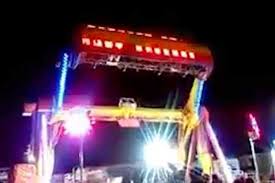 Check spelling or type a new query. Madre E Hija Caen De Juego Mecanico En Guanajuato Video