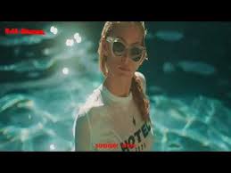 The Kelly Family Fell In Love With An Alien Lyrics Nancy Sinatra Lee Hazlewood Summer Wine Lyrics Nancy Sinatra Summer Wines Sinatra