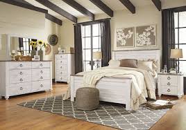 Ashley Furniture White Wash 4 Pc Queen Size Bedroom Collection Savvy Discount Furniture King Bedroom Sets Bedroom Sets Bedroom Furniture Sets