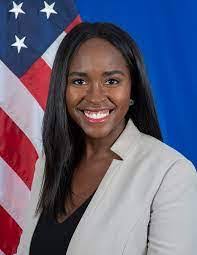 Louella Mcdowell's Instagram, Twitter & Facebook