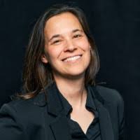 Laurie Bateman's Instagram, Twitter & Facebook