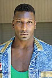 Ian McKenzie Faculty Bio