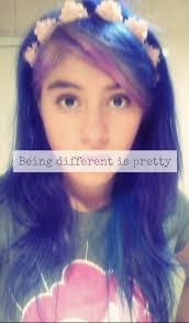 Vanessa Mckenzie's Instagram, Twitter & Facebook