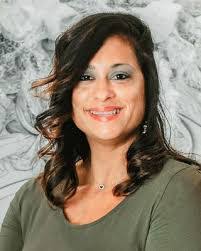 Nicole Cotto's Instagram, Twitter & Facebook