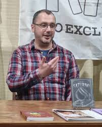 No excluyente ediciones @neediciones en cAsa de los escritores del Uruguay  @casa__escritores Gracias @marco_s._rivero @margaritaheinzen  @juanma.barrios @cubelli_poeta @poeta.local