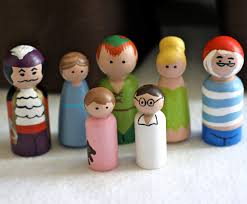 Peter Pan Peg Doll Set 7 Pegs Peg Dolls Wood Peg Dolls Doll Sets