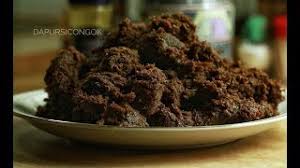 It has spread across indonesian cuisine to the cuisines of neighbouring southeast asian countries such as malaysia, singapore, brunei and the philippines. Masak Rendang Hitam Khas Urang Minang Yuk Ini Resepnya
