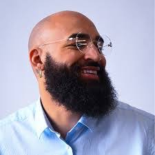 Karol Stolarski's Instagram, Twitter & Facebook