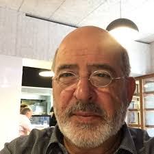 Carlos Vasconcelos's Instagram, Twitter & Facebook