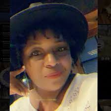 Denise Calhoun (@DeniseLCalhoun)