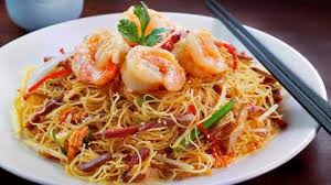 In a large pot, bring the chicken stock, soy sauce, and fish sauce to a boil. Shrimp With Chinese Noodles Garlic Soy Sauce
