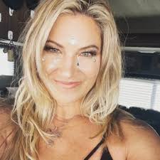 Robin Yeatman (@robin_yeatman)