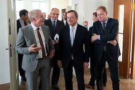 Henrik enderlein (13 eylül 1974 doğumlu) bir alman ekonomist ve siyaset bilimci. Ecb President Draghi Sets Sights On Single Market At Emu