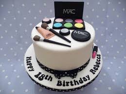 Makeup Cake Maquillage Beautyaddicts Gateau Tortendesign 18 Geburtstagskuchen Make Up Kuchen