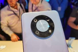 Huawei Nova Y90 specs, gallery of hands ...