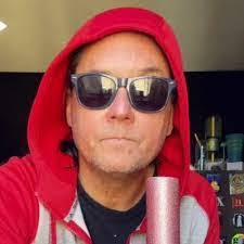 Jason Gottshall's Instagram, Twitter & Facebook