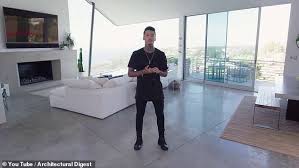Jun 03, 2021 · about 10,000 of 80,000 unpaid volunteers for the tokyo olympics have told organizers they will not participate when the games open july 23. Tokyo Olympics Meet Nyjah Huston The World S Highest Paid Skateboarder Targeting Gold Saty Obchod News