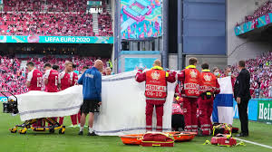 Dänen in gedanken bei eriksen. Dramatische Szenen Bei Euro 2020 Nach Kollaps Von Eriksen Verliert Danemark Video Dailymotion
