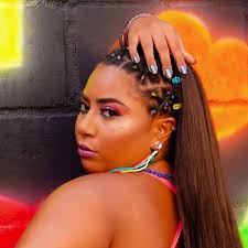 Mc Sara: discos, canciones y conciertos