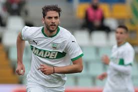 Manuel locatelli, 23, from italy us sassuolo, since 2019 defensive midfield market value: Report Juventus Table 25 Million Plus A Player Offer For Manuel Locatelli Black White Read All Over