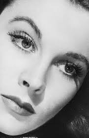 Lynn Treadway (lilpinksock)