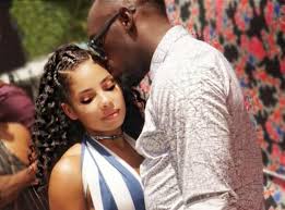 Usain bolt and his girlfriend kasi bennett revealed they recently welcomed twins. Nachwuchs Bei Usain Bolt Und Kasi Bennett Gmx At
