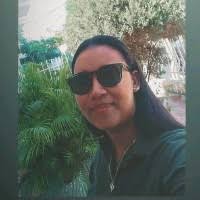 30+ perfiles de «Vicky Bolívar»