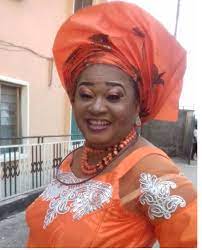 The beautiful talented actress who still shot some scenes in a movie in mowe ogun state earlier in the week passed on late friday night. Dbbbunfxwzditm