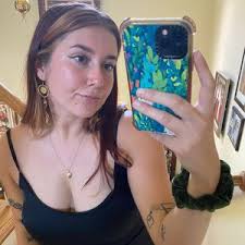 Isabella Monroe 🥀 (@isabella.monroe_)