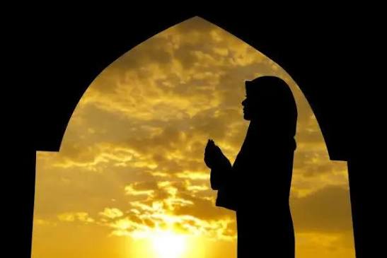 Macam-macam Takdir dalam Agama Islam Beserta Penjelasannya | Orami