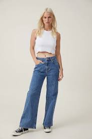 Top 10 cách phối đồ với quần jean ống rộng như fashionista | ACFC Blog
