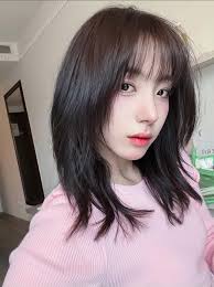 智媛老大回報已經平安抵達韓國啦~ 還分享三張她昨日覺得妝容很好看的三張自拍照😍 開始期待下週五月第一個主題日彩虹派對趴了～  一想到能看到智媛老大穿著Care bear 的球衣應援