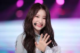 Iz*one bei den golden disk awards 2019. Iz One S Chaeyeon Profile Facts Debut And Scandal Byeol Korea