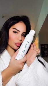 Whatever your shade—blonde, brunette, red, or black—Pearla Vera has the  perfect solution for you. Our 100% organic aloe vera-infused products  nourish, protect, and restore, leaving every hair color ...