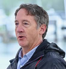 Showers limit activities at Lewes Maritime Day