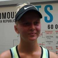 Monique Barry's Instagram, Twitter & Facebook