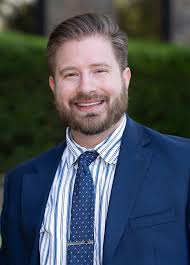 Alexander Caire's Instagram, Twitter & Facebook