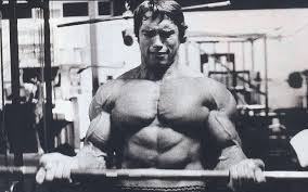 The body of young arnold schwarzenegger in the movie (also seen in the film's first trailer) is provided by actor and bodybuilder brett azar. Black Adjustable Barbell Actor Arnold Schwarzenegger Young Kachek Producer Hd Wallpaper Wallpaperbetter