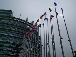 Translation of bis nach hause in english. Es Ist So Weit Sie Durfen Die Lenkzeit Um Bis Zu 2 Stunden Uberschreiten Wenn Sie Auf Dem Heimweg Sind Trans Info