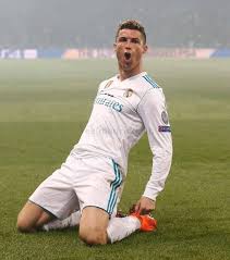 Casi la mitad de los casos en alberta se descubrieron de manera accidental cuando el paciente estaba siendo examinado por una enfermedad diferente. Cristiano Celebra En El Parque De Los Principes 2017 18 Champions League Fotografia De Futbol Madrid Futbol Imagenes De Futbol