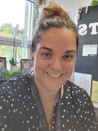 Shayna Wolfe's Instagram, Twitter & Facebook