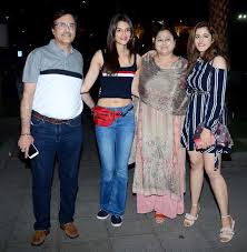 Kriti Sanon Lifestyle Wiki Net Worth Income Salary House Cars Favorites Affairs Awards Family Facts Biography Topplanetinfo Com Biography Of Famous People Newcomer kriti sanon who makes her debut with tiger shroff in 'heropanti' already has another film in the kriti sanon.