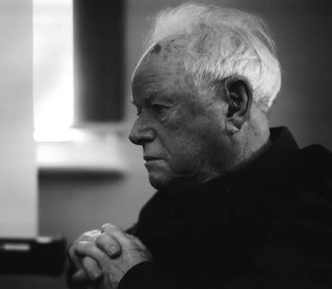 Hearing the great Sir Anthony Kenny is no longer with us ☹️ In the 70s and 80s he lectured secretly in Czechoslovakia and was ejected from the country, 'under an article of