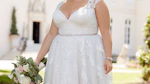 Hochzeitskleid prinzessin spitze hochzeitskleid spitze vintage strand brautkleid brautkleid günstig brautkleider mit schleppe romantische hochzeitskleider zweiteiliges hochzeitskleid. Welches Brautkleid Fur Mollige Die Besten Styling Tipps