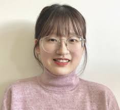 Heather Alger's Instagram, Twitter & Facebook