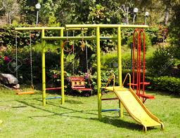 Spielgeräte für den garten kaufen: Kinder Spielgerate Am Botanischen Garten Lizenzfreie Fotos Bilder Und Stock Fotografie Image 12868177
